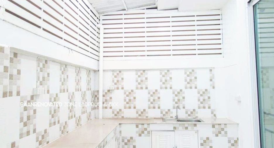 À vendre 3 chambres maison à Bang Khen, Bangkok