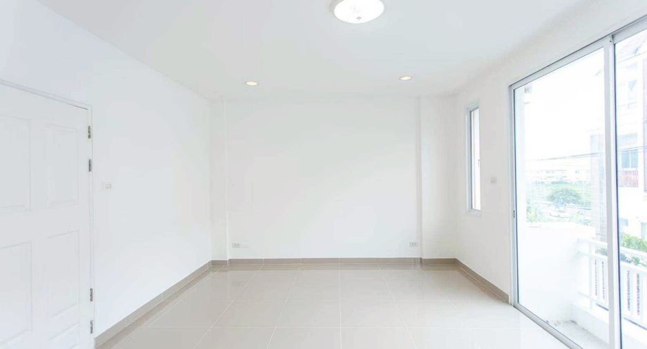À vendre 3 chambres maison à Bang Khen, Bangkok