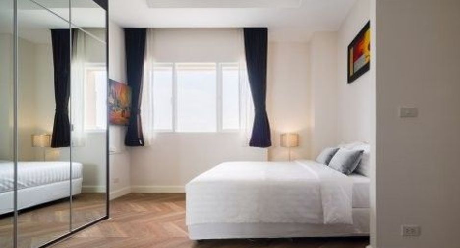 Apartamento en alquiler de 4 habitaciones en Watthana, Bangkok