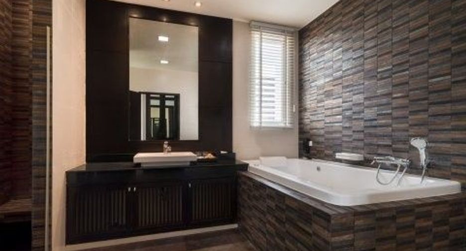 Apartamento en alquiler de 4 habitaciones en Watthana, Bangkok