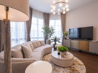 For rent 5 ベッドルーム house in Bang Kapi, Bangkok