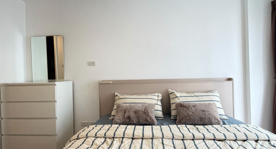 For rent 1 bed condo in Phra Khanong, Bangkok