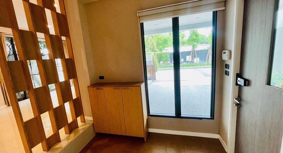 Haus zum Kauf mit 4 Zimmer in Bang Kapi, Bangkok