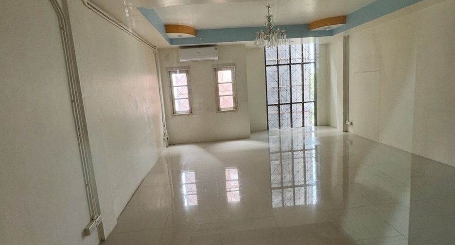 À vendre et à louer 1 chambre local commercial à Mueang Phuket, Phuket