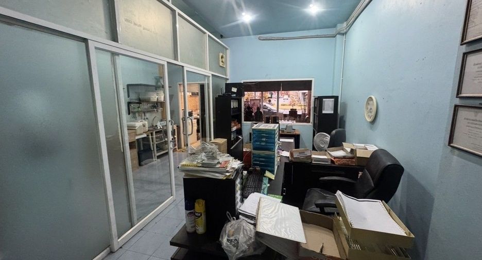 À vendre et à louer 1 chambre local commercial à Mueang Phuket, Phuket