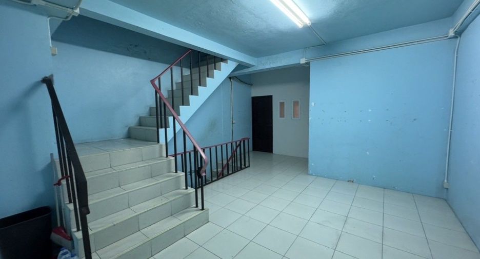 À vendre et à louer 1 chambre local commercial à Mueang Phuket, Phuket