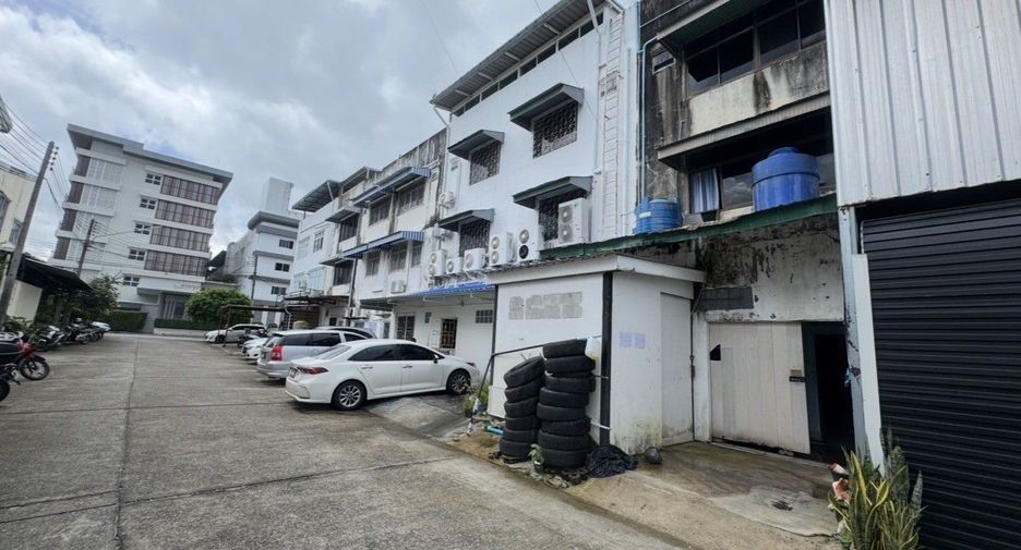 À vendre et à louer 1 chambre local commercial à Mueang Phuket, Phuket