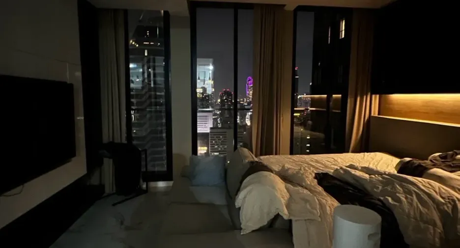 For sale 1 bed condo in Pathum Wan, Bangkok
