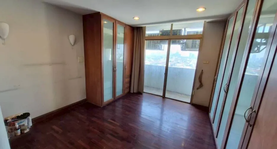 For sale and for rent 5 bedrooms condo in Suan Luang, Bangkok