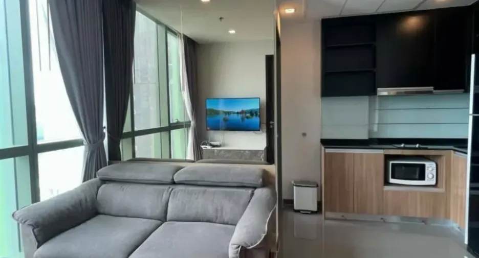 For rent 1 bed condo in Pathum Wan, Bangkok