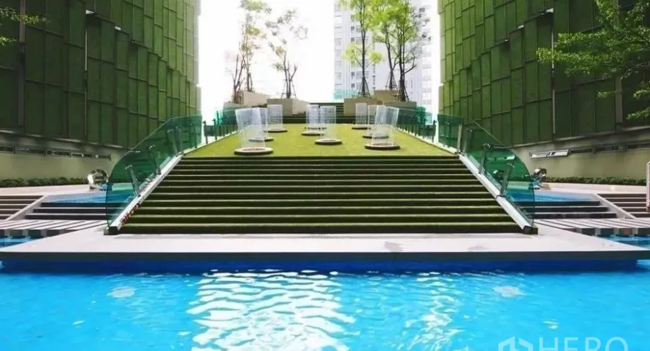 For rent 1 bed condo in Pathum Wan, Bangkok