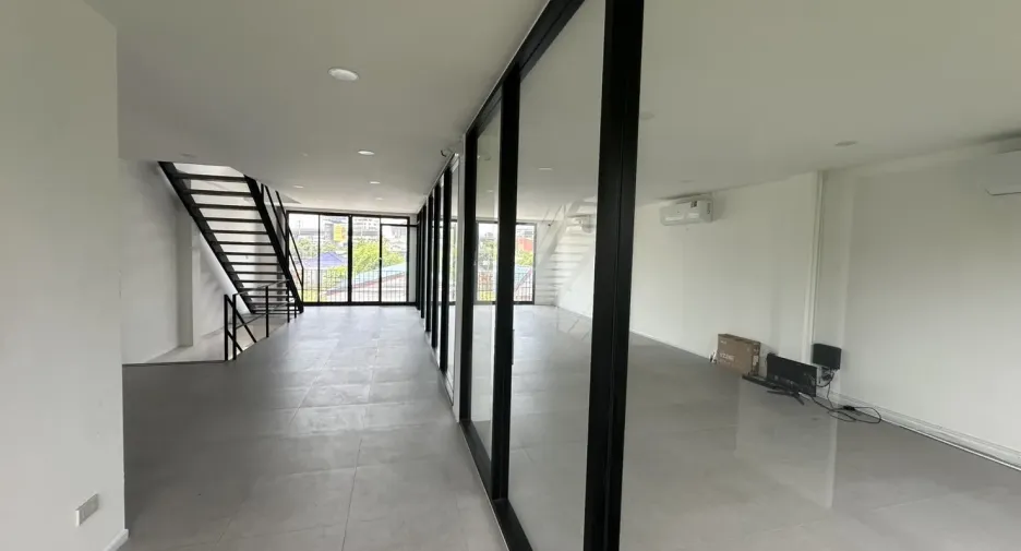 Büro zur Miete und zum Kauf in Bang Na, Bangkok