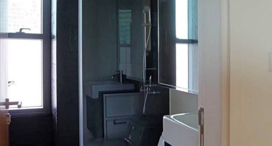 For rent and for sale 2 bedrooms condo in Yan Nawa, Bangkok