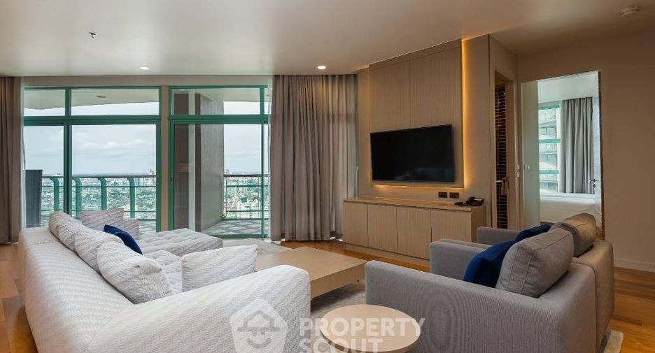 Condo en alquiler de 3 habitaciones en Bang Kho Laem, Bangkok