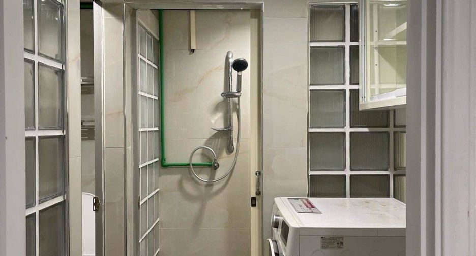 For rent 2 ベッドルーム condo in Sathon, Bangkok