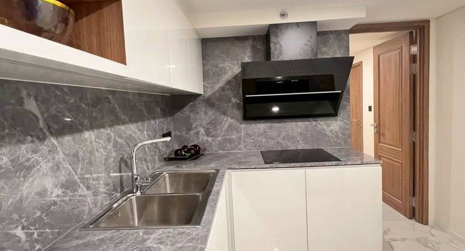 For sale 2 bedrooms condo in Huai Khwang, Bangkok