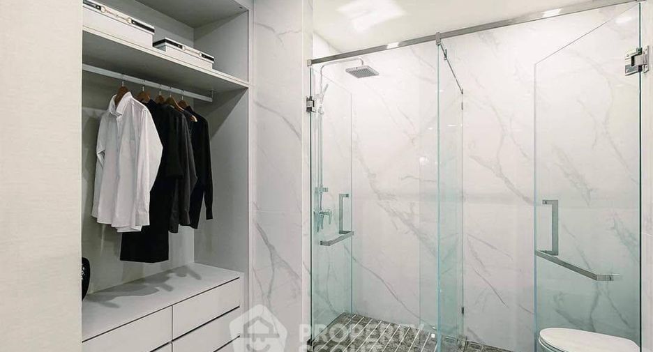 For sale 1 bed condo in Si Racha, Chonburi