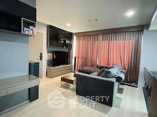 For sale 2 bedrooms condo in Huai Khwang, Bangkok