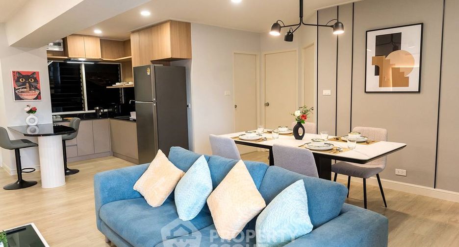 À vendre 2 chambres condo à Watthana, Bangkok