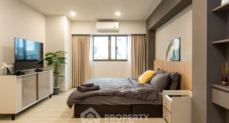À vendre 2 chambres condo à Watthana, Bangkok