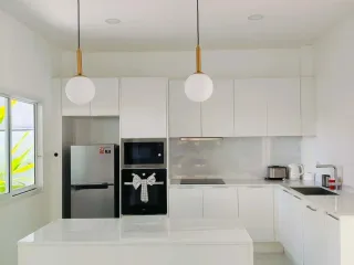 Casa en alquiler de 3 habitaciones en Ko Samui, Surat Thani