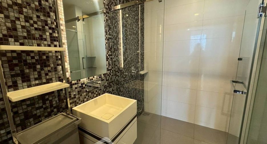 Wohnung zum Kauf mit 1 Zimmer in Sathon, Bangkok