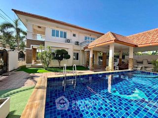 Casa en venta de 4 habitaciones en Bang Lamung, Chonburi