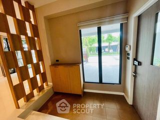 Casa en venta de 4 habitaciones en Bang Kapi, Bangkok
