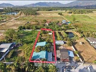 For sale 3 bedrooms house in Si Racha, Chonburi