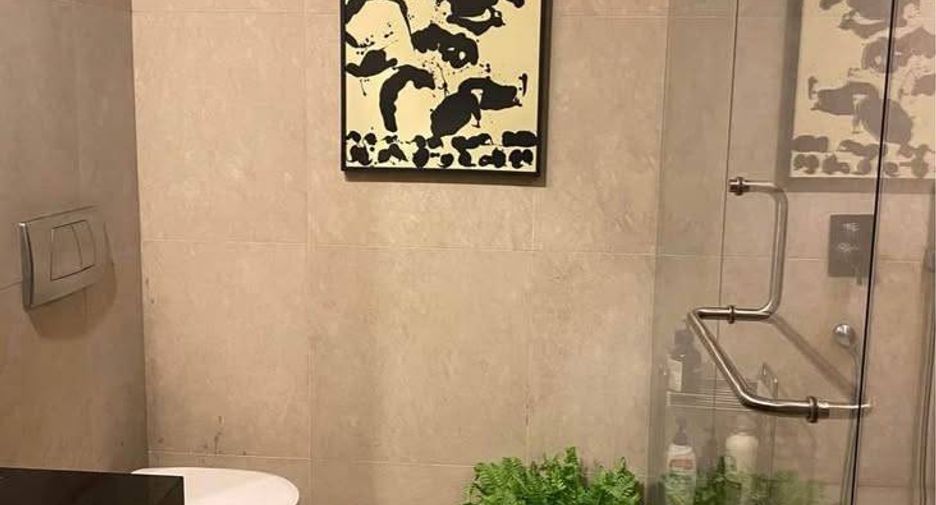 For sale 3 bedrooms apartment in Sathon, Bangkok