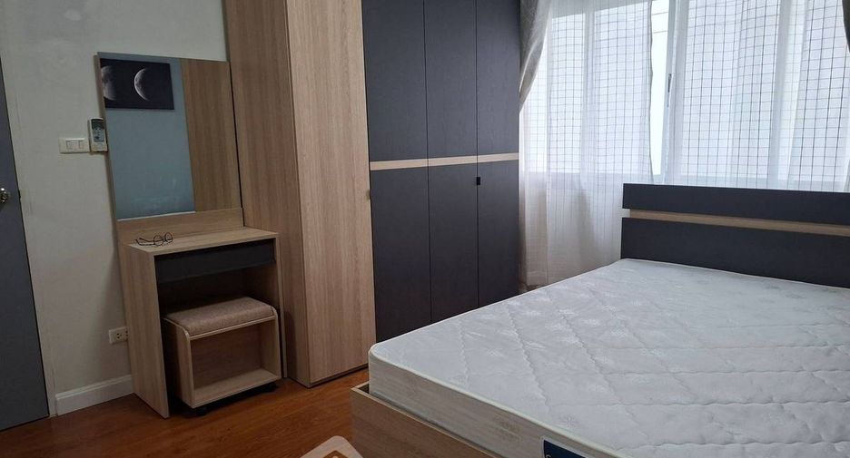 Wohnung zur Miete und zum Kauf mit 2 Zimmer in Pathum Wan, Bangkok