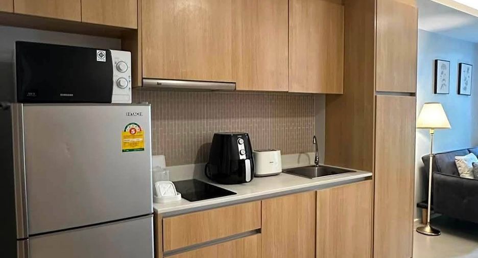 Wohnung zur Miete und zum Kauf mit 1 Zimmer in Watthana, Bangkok