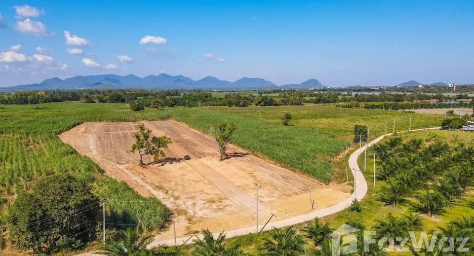 出售 土地 在 Cha-Am, Phetchaburi