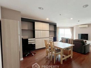 For sale 3 bedrooms condo in Huai Khwang, Bangkok