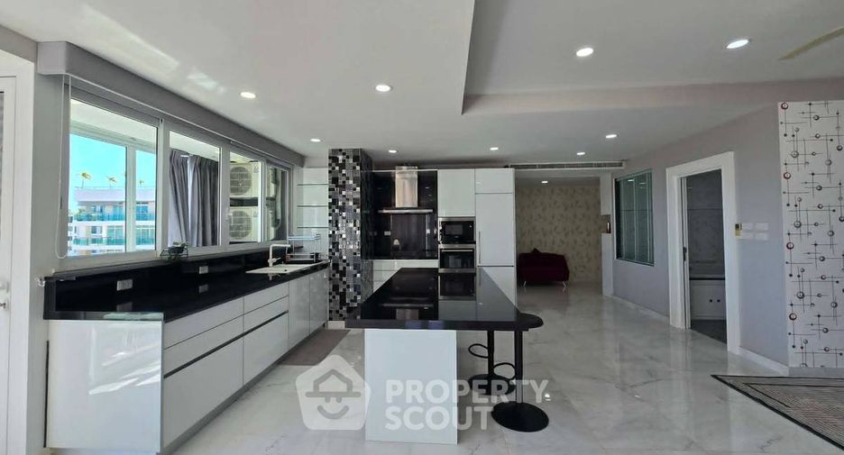 For rent そして for sale 3 ベッドルーム condo in Bang Lamung, Chonburi