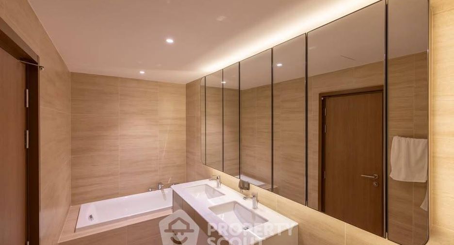 For sale 1 bed condo in Khlong Toei, Bangkok