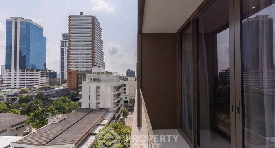 For sale 1 bed condo in Khlong Toei, Bangkok