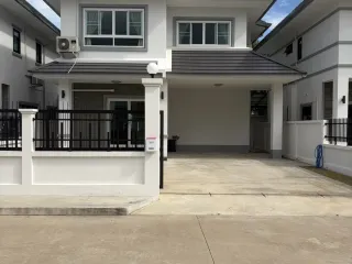 For rent 3 bedrooms house in Saraphi, Chiang Mai