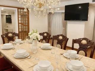 For rent 4 bedrooms condo in Mueang Chiang Mai, Chiang Mai