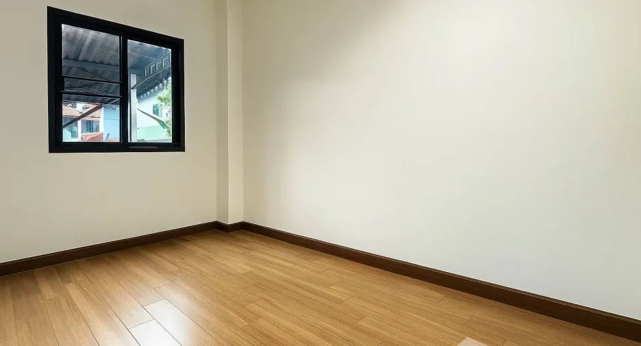 À vendre 4 chambres maison à Lat Phrao, Bangkok