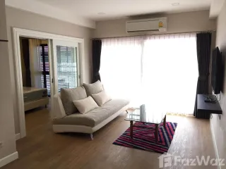 For rent 3 bedrooms townhouse in Watthana, Bangkok