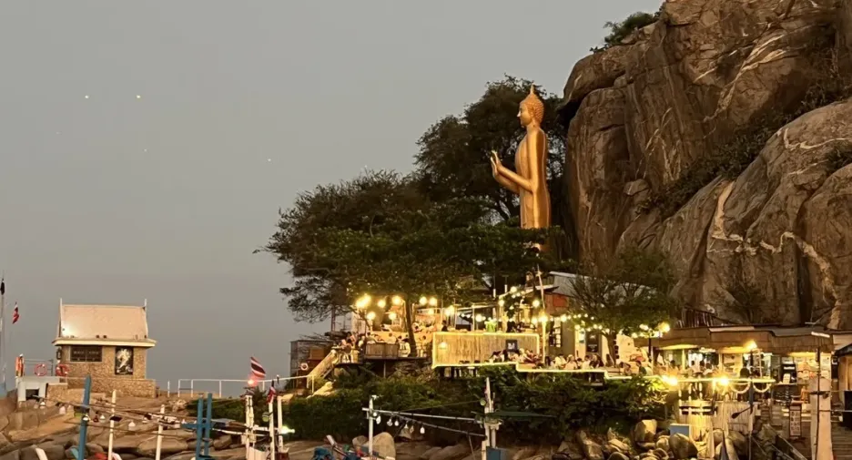 Condo en venta y en alquiler de 3 habitaciones en Hua Hin, Prachuap Khiri Khan