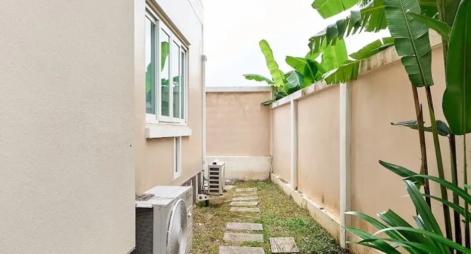 For sale 4 bedrooms villa in Mueang Chiang Mai, Chiang Mai