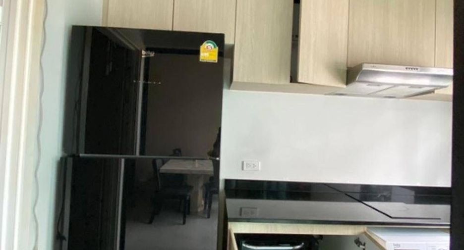 For rent 3 bedrooms townhouse in Suan Luang, Bangkok