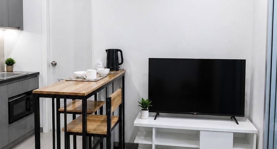For rent 1 bed condo in Bangkok Noi, Bangkok