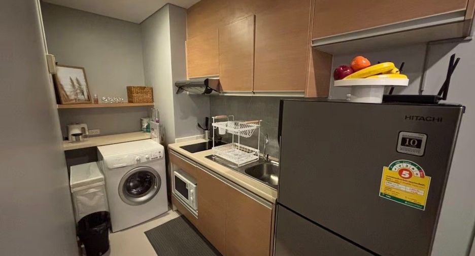 For rent 1 bed condo in Khlong Toei, Bangkok