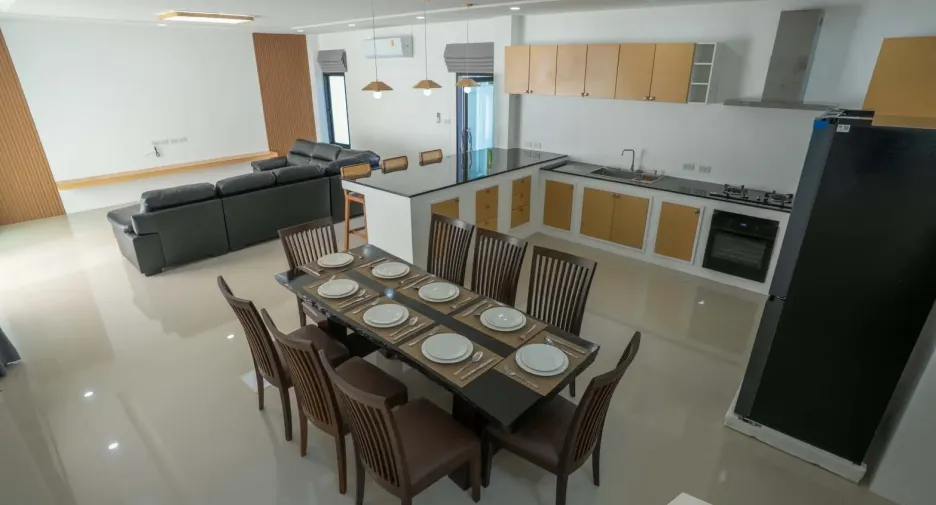 Villa en venta y en alquiler de 4 habitaciones en Mueang Krabi, Krabi