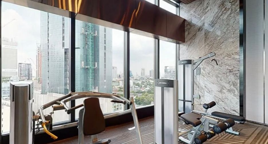 For sale 2 bedrooms condo in Khlong Toei, Bangkok