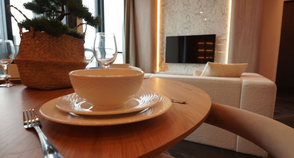 For sale 2 bedrooms condo in Khlong Toei, Bangkok