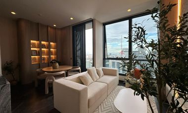For sale 2 bedrooms condo in Khlong Toei, Bangkok